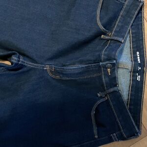 Old Navy Women’s Dark Indigo Slim Straight Jeans